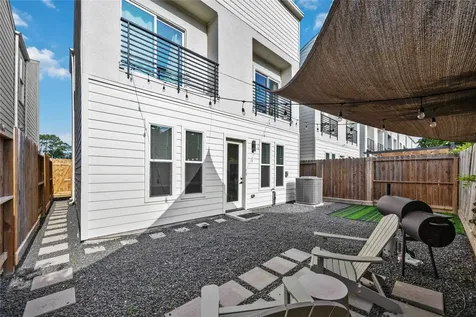 2337 Paul Quinn Street Houston TX 77091