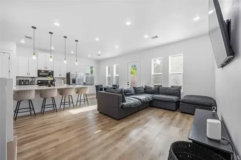 2337 Paul Quinn Street Houston TX 77091