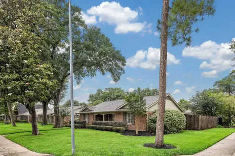 6200 Locke Lane Houston TX 77057