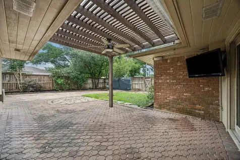 6200 Locke Lane Houston TX 77057
