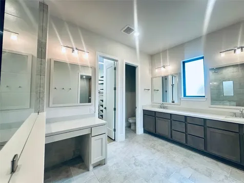 6 Gentle Branch Place Tomball TX 77375