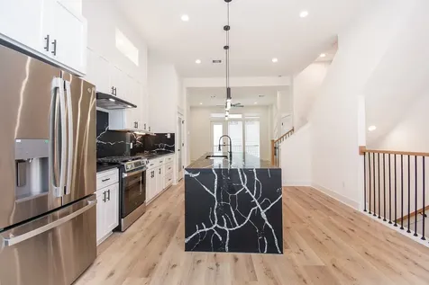 5615 Val Verde Street B Houston TX 77057