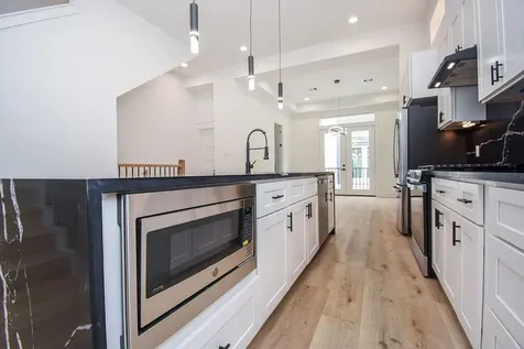 5615 Val Verde Street B Houston TX 77057
