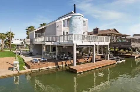 16533 Barbados Way Jamaica Beach TX 77554