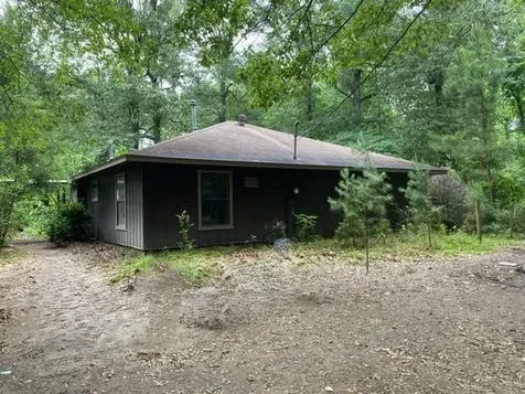 360 L R Outlaw Lane Cleveland TX 77328
