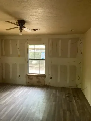 360 L R Outlaw Lane Cleveland TX 77328