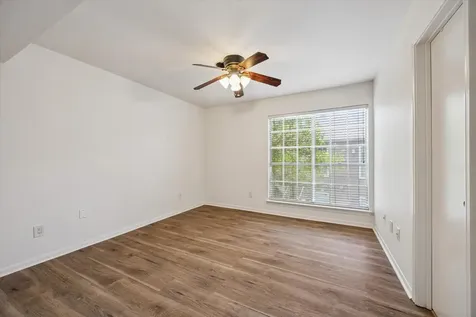 1860 White Oak Drive 384 Houston TX 77009
