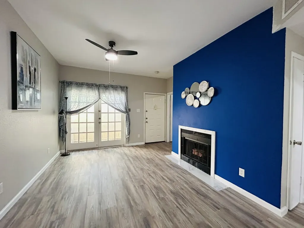 2121 El Paseo Street 1209 Houston TX 77054