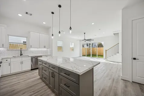 6642 Lozier Street Houston TX 77021