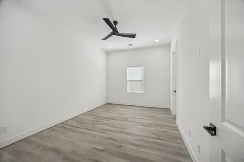 6642 Lozier Street Houston TX 77021