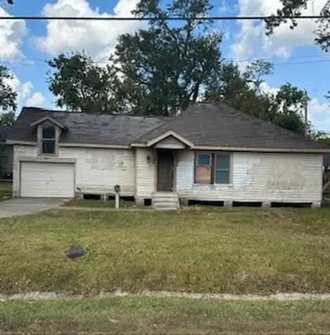 238 Betral Street Houston TX 77022