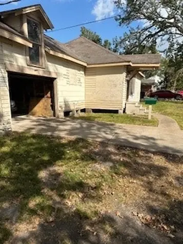 238 Betral Street Houston TX 77022