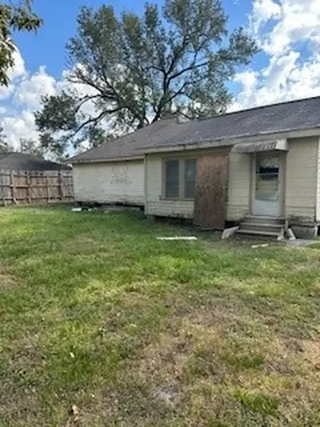 238 Betral Street Houston TX 77022