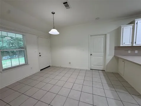 322 Green Leaf Street Huntsville TX 77340
