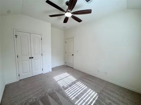 322 Green Leaf Street Huntsville TX 77340