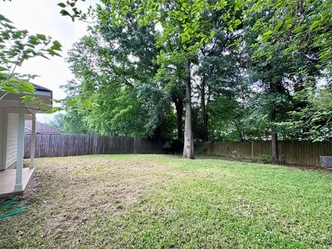 322 Green Leaf Street Huntsville TX 77340