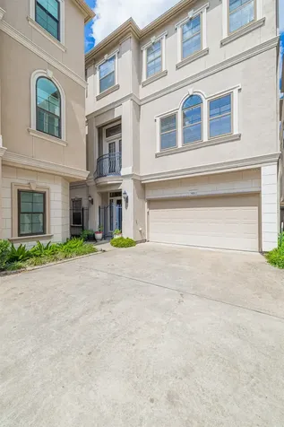 5424 Blossom Street 3 Houston TX 77007
