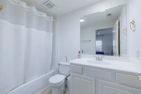 5424 Blossom Street 3 Houston TX 77007