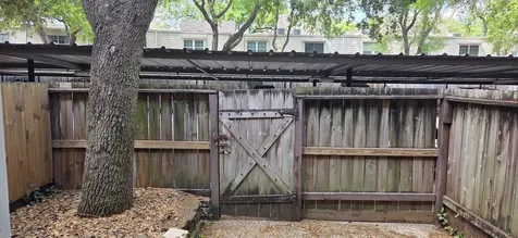 5217 Arboles Drive D Houston TX 77035