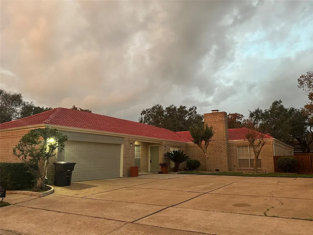 7846 Bankside Drive Houston TX 77071