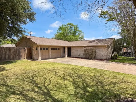 522 27th Avenue N Texas City TX 77590