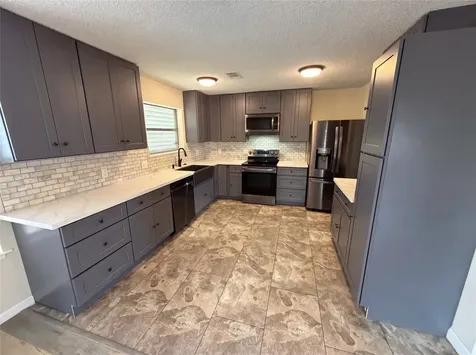 522 27th Avenue N Texas City TX 77590