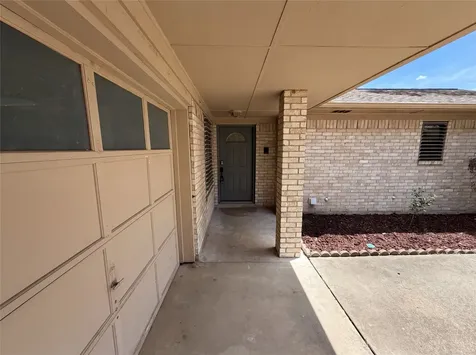 522 27th Avenue N Texas City TX 77590