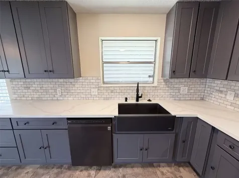 522 27th Avenue N Texas City TX 77590