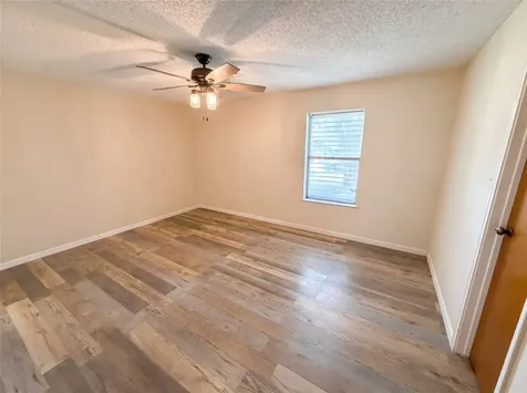 522 27th Avenue N Texas City TX 77590