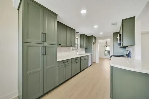 3022 Sparrow Street Houston TX 77051