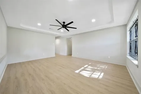 3022 Sparrow Street Houston TX 77051