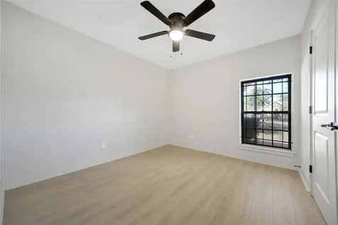3022 Sparrow Street Houston TX 77051