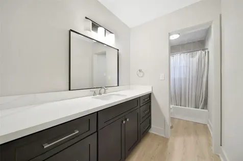 3022 Sparrow Street Houston TX 77051