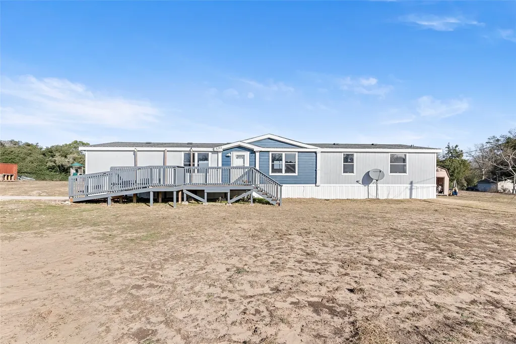8283 Blue Fire Lane Franklin TX 77856