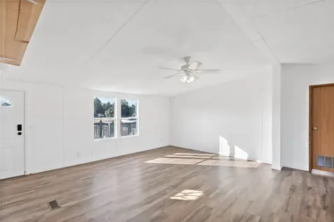 8283 Blue Fire Lane Franklin TX 77856