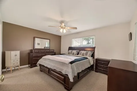 2003 Kingsway Drive League City TX 77573