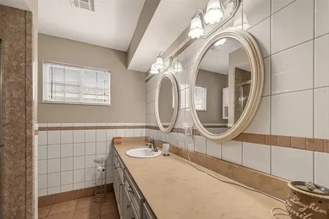 2003 Kingsway Drive League City TX 77573