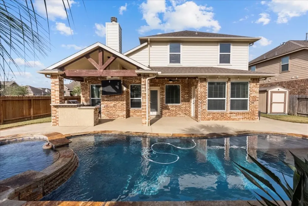324 Westwood Drive League City TX 77573