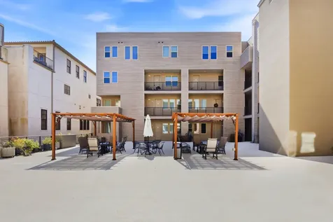 4819 Caroline Street 103 Houston TX 77004