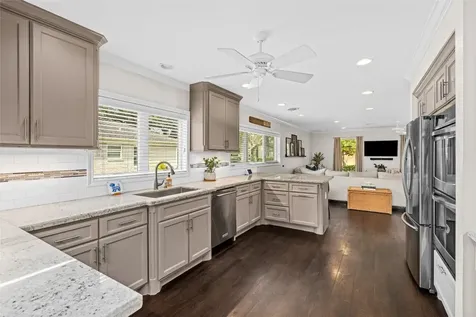 7805 Valley View Lane Houston TX 77074