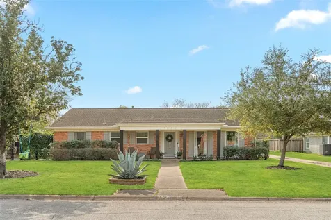 7805 Valley View Lane Houston TX 77074