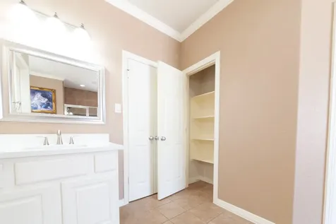 3206 Holly Thicket Drive Houston TX 77042