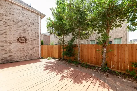 3206 Holly Thicket Drive Houston TX 77042