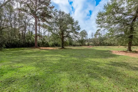 7640 State Highway 75 Highway S Huntsville TX 77340