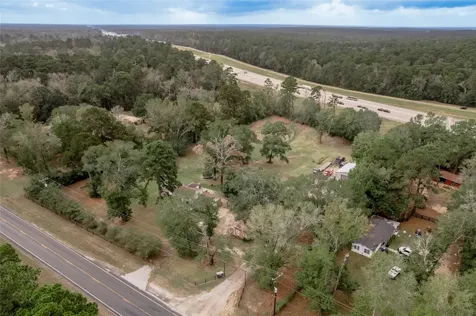 7640 State Highway 75 Highway S Huntsville TX 77340