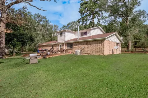 7640 State Highway 75 Highway S Huntsville TX 77340