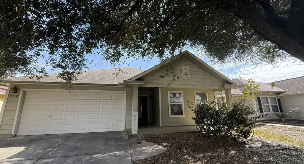9518 Belleclaire Lane Houston TX 77044