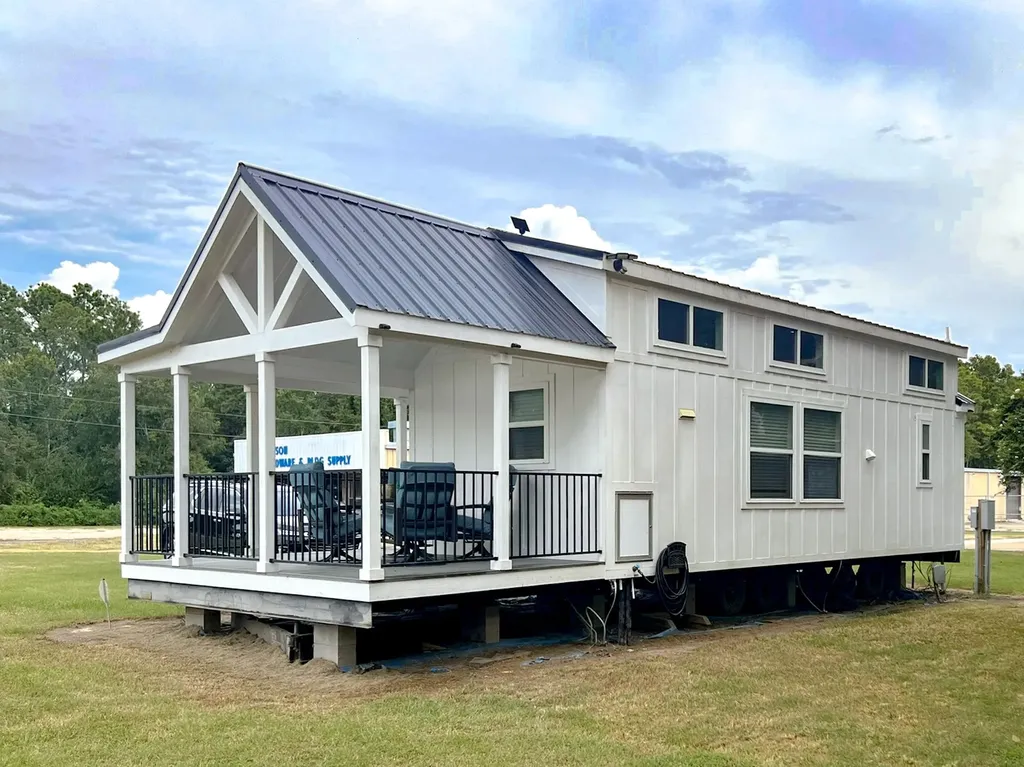 2001 N Fm 356 Cottage Onalaska TX 77360