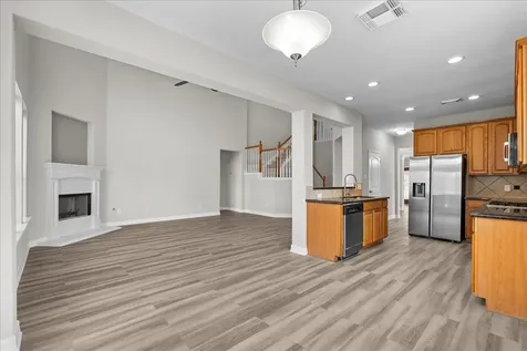 2506 Shady Falls Lane Pearland TX 77584