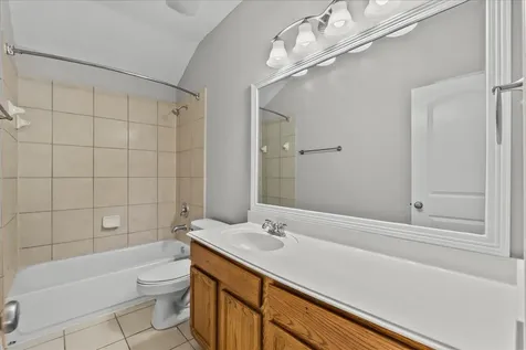 2506 Shady Falls Lane Pearland TX 77584